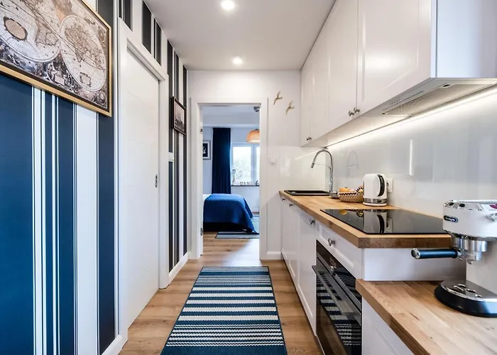 Niebieskie 13 Z Klimatyzacją 100 M Do Plaży Dawniej Blue Marine * Rowy (Pomerania)